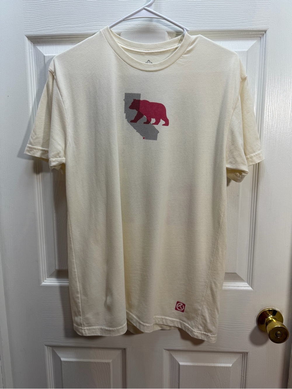 Scotty Cameron Cream Short-Sleeve Tee with Maroon Bear Graphic